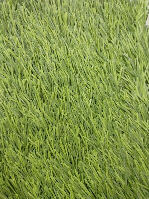 60 मिमी पाइल हाइट और 12000 डेनिएर के साथ पुनर्नवीनीकरण सामग्री फुटबॉल कृत्रिम टर्फ टिकाऊ खेल सतहों के लिए